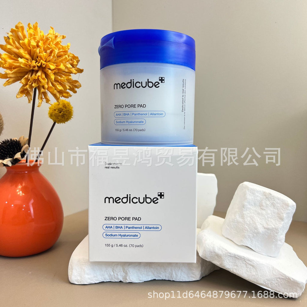 Medicube Zero Pore Pads (AHA+BHA) – Exfoliating Toner Pads
